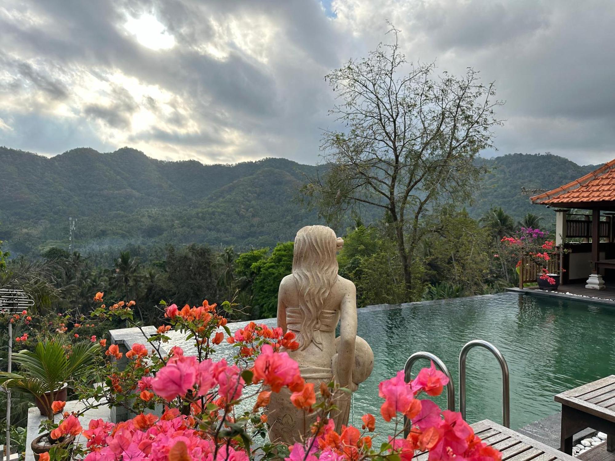 Bukit Kembang Sari Villa Karangasem Exterior foto